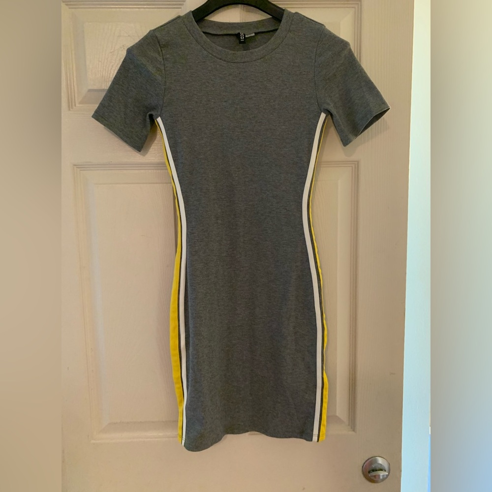 Grey casual bodycon dress with yellow and white stripes size 4-6